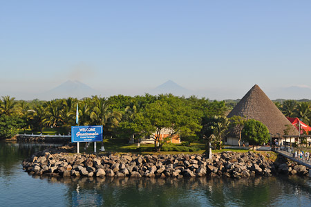 Donderdag 3 november 2011 - Puerto Quetzal - Guatemala