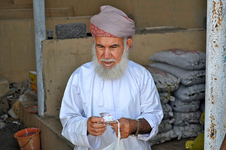 Woensdag 9 maart 2011 -  Muscat - Oman - de groentenmarkt in Barkha