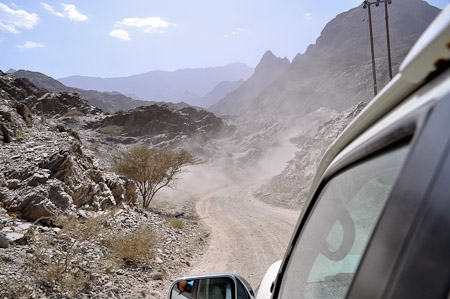 Woensdag 9 maart 2011 -  Muscat - Oman - met de jeeps door de Wadi Bani Auf  