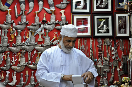 Donderdag 10 maart 2011 - in de Muttrah Souq, de oudste van Oman