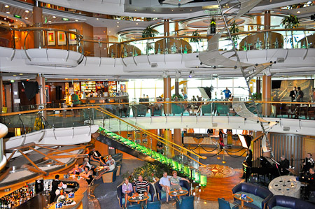 Vrijdag 11 maart 2011 - zalig dagje op zee aan boord van de Brilliance of the Seas